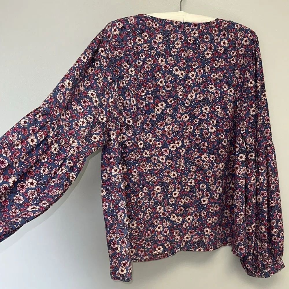 CeCe XL Blue Pink Fuchsia Ruffle V-Neck Neck Long Sleeve Floral Blouse - Picture 6 of 9